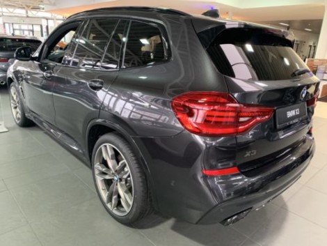 BMW-X3-hinten-500x375