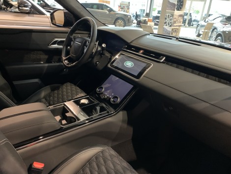 Range Rover velar SD 6 R-Dynamic - Innenansicht